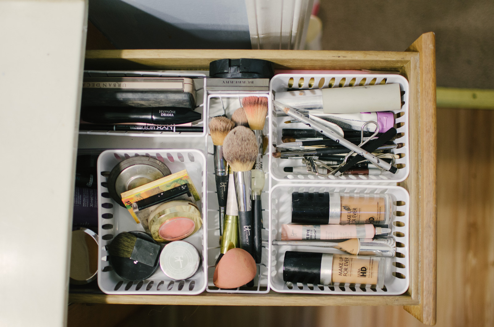 How To Organize Makeup DIY
 Dollar Store Makeup Drawer Organization DIY