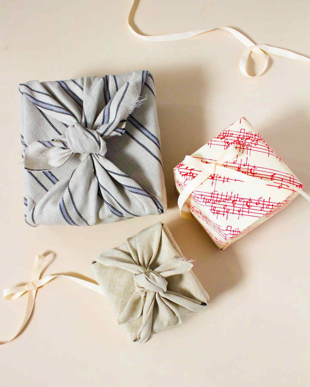 How To Wrap A Baby Gift Without Wrapping Paper
 How to Wrap a Gift Without Tape