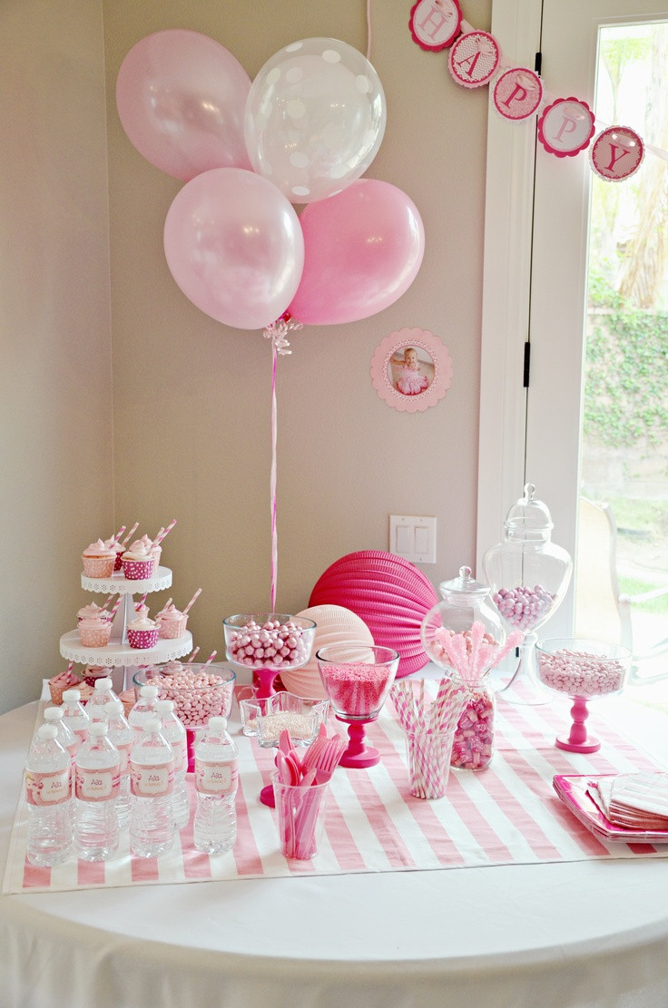 Ideas For 3 Yr Old Birthday Party
 A Pinkalicious themed party for a 3 year old