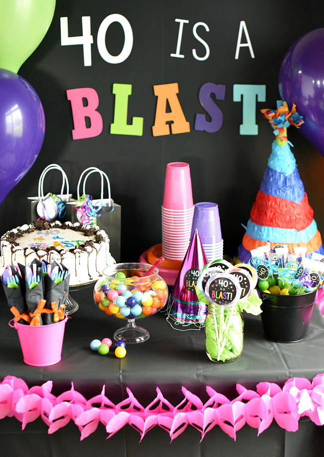 Ideas For 40Th Birthday Party Female
 40th Birthday Party Throw a 40 Is a Blast Party