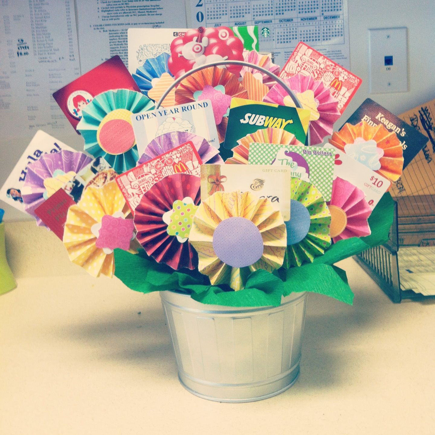 Ideas For Gift Card Basket
 DIY Flower t card basket using accordion fold flowers