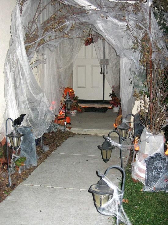 Ideas For Halloween Party In Backyard
 60 Awesome Outdoor Halloween Party Ideas DigsDigs