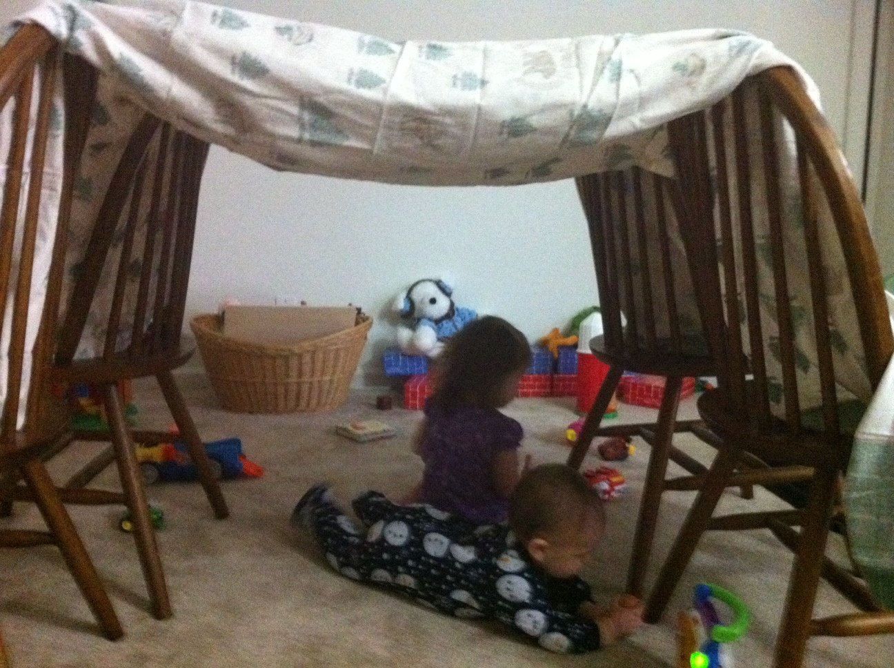 Indoor Forts For Kids
 Homemade Forts and Hot Cocoa