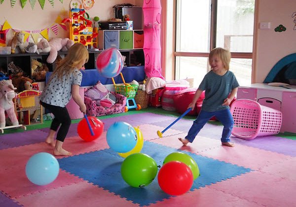 Indoor Kids Games
 5 Indoor Games For Kids Using Balloons bookmyballoons