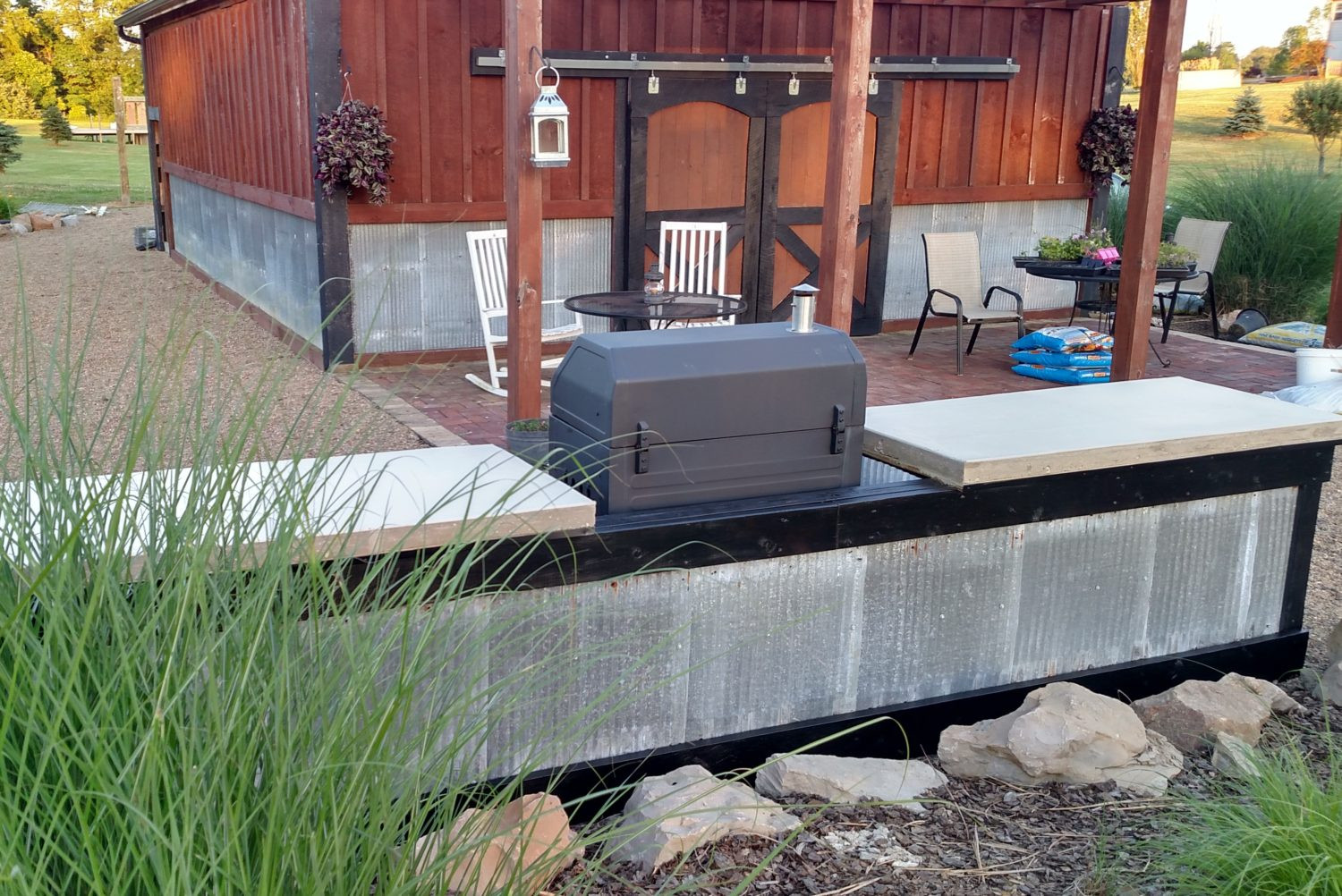 Inexpensive Outdoor Kitchen
 Creating An Inexpensive Outdoor Kitchen With Concrete