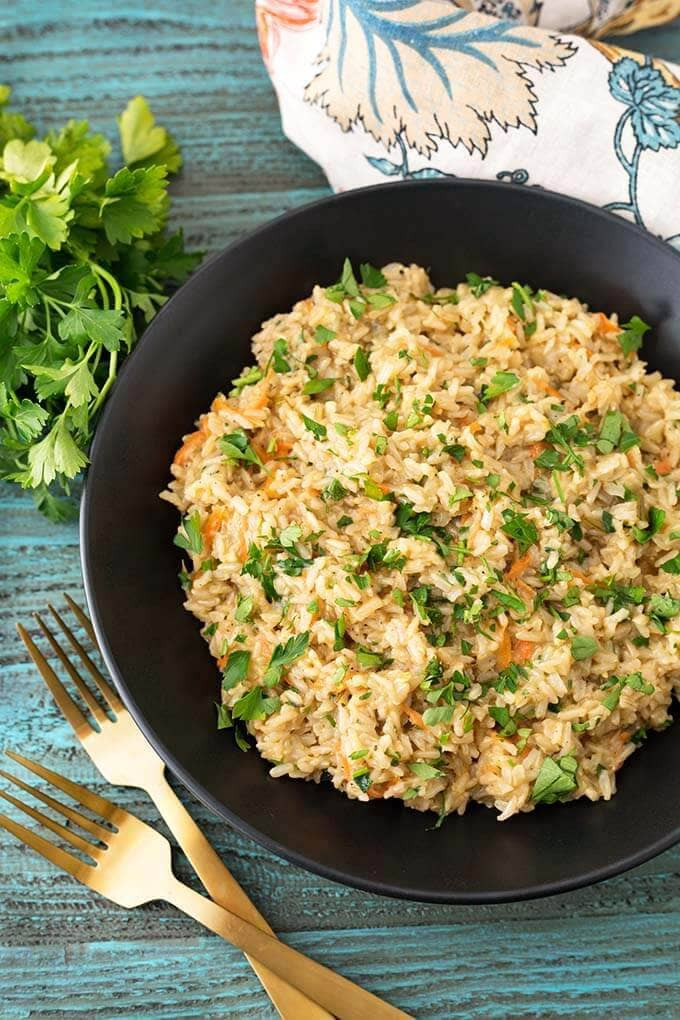 Instant Pot Brown Rice Pilaf
 Instant Pot Brown Rice Pilaf