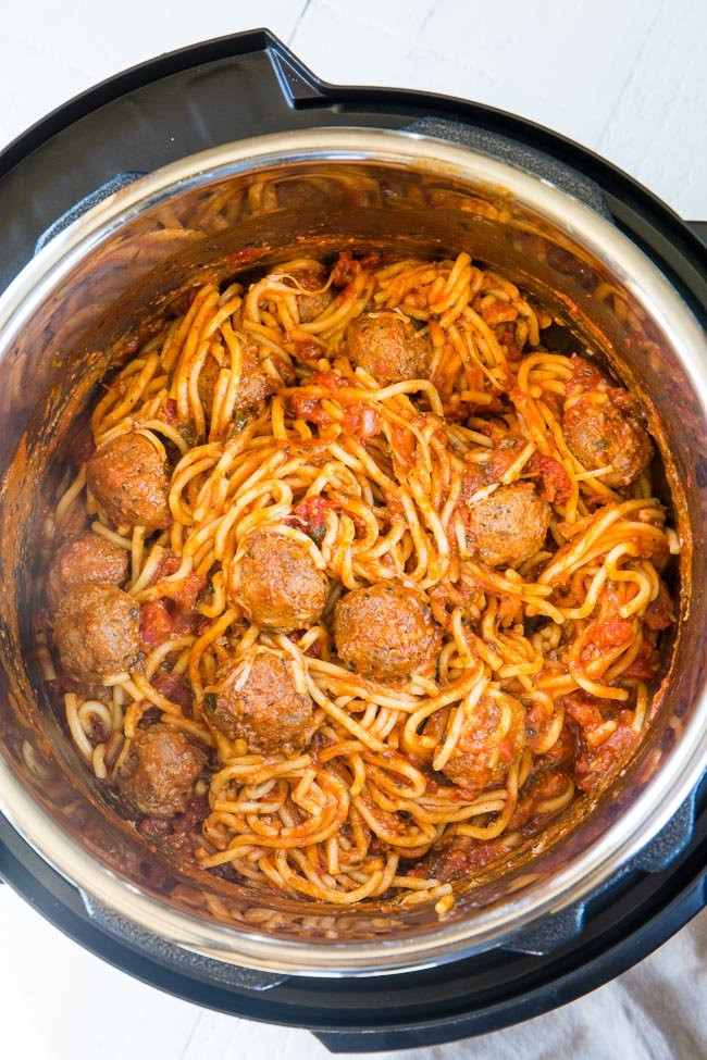 Instant Pot Spaghetti And Meatballs
 Instant Pot Spaghetti and Meatballs