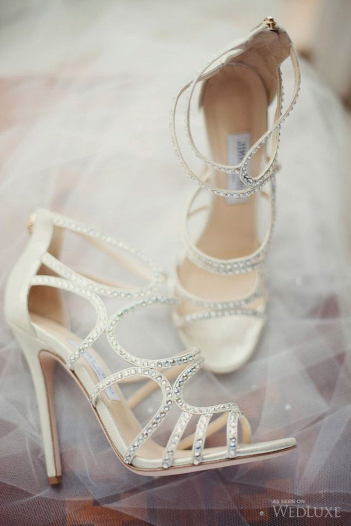 Ivory Wedding Shoes For Bride
 Ivory Wedding Shoes with Pretty Details MODwedding