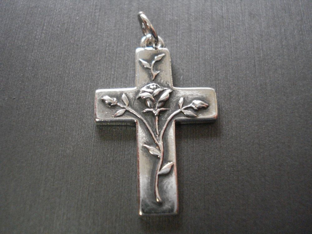 James Avery Cross Earrings
 JAMES AVERY STERLING SILVER RETIRED & RARE CROSS WITH