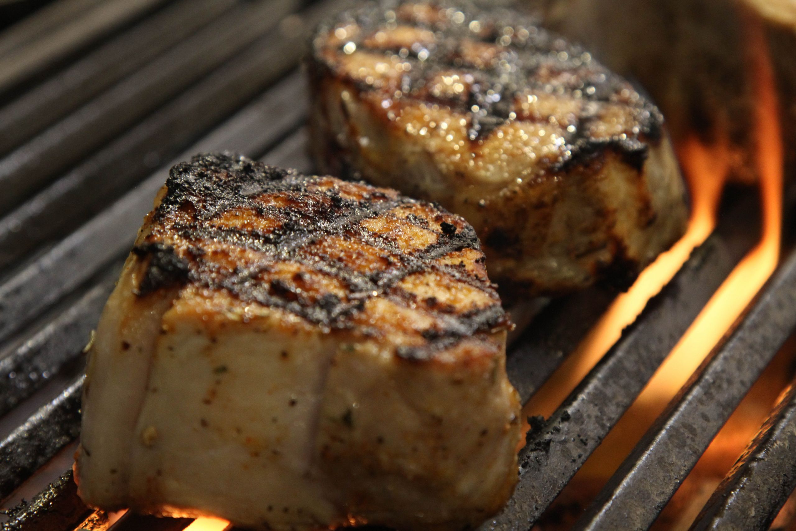 Juicy Grilled Pork Chops
 Key Temps Juicy Grilled Pork Chops