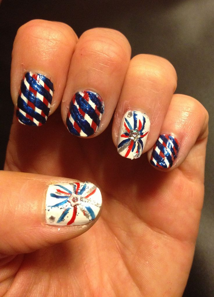 July Nail Designs
 25 Very Beautiful Fourth July Fireworks Nail Art Designs