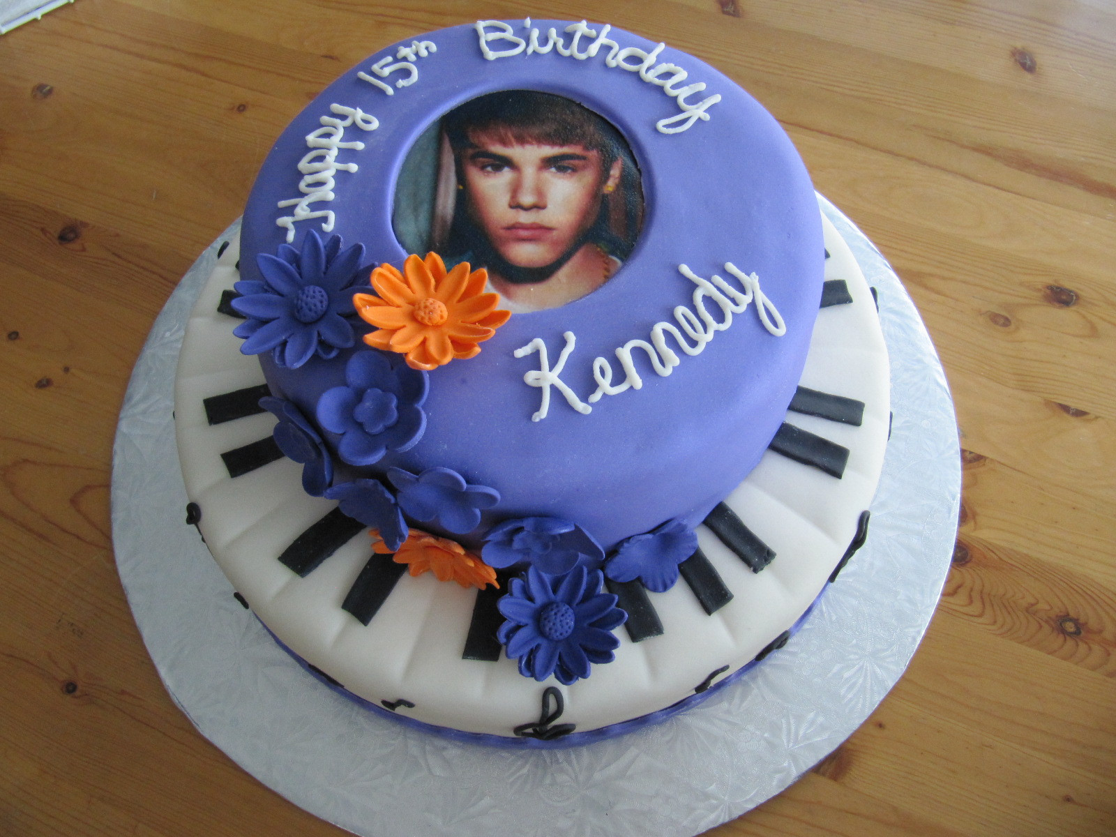 Justin Bieber Birthday Cake
 Justin Bieber Birthday Cake – Erica s Edibles