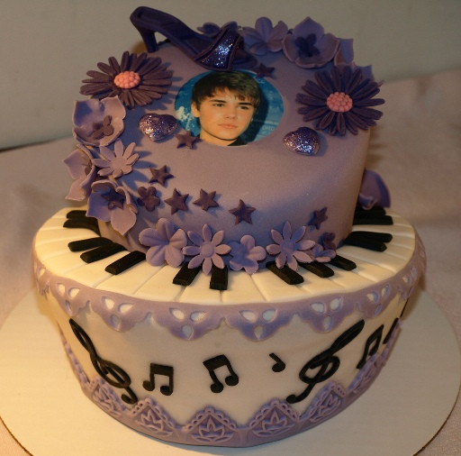 Justin Bieber Birthday Cake
 Justin Bieber Birthday Cake – Erica s Edibles