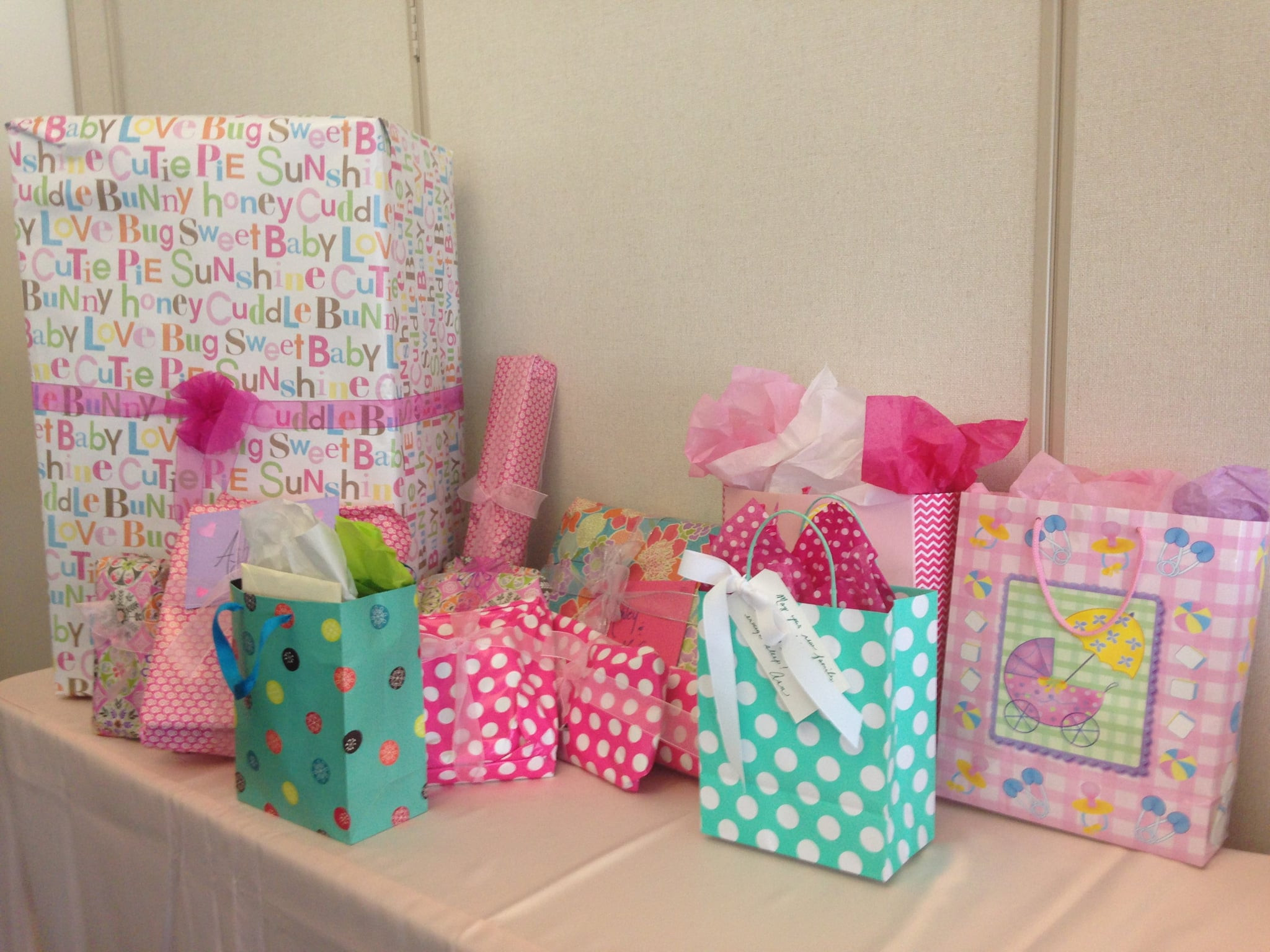 Keepsake Baby Shower Gifts
 How Much Should You Spend on a Baby Shower Gift