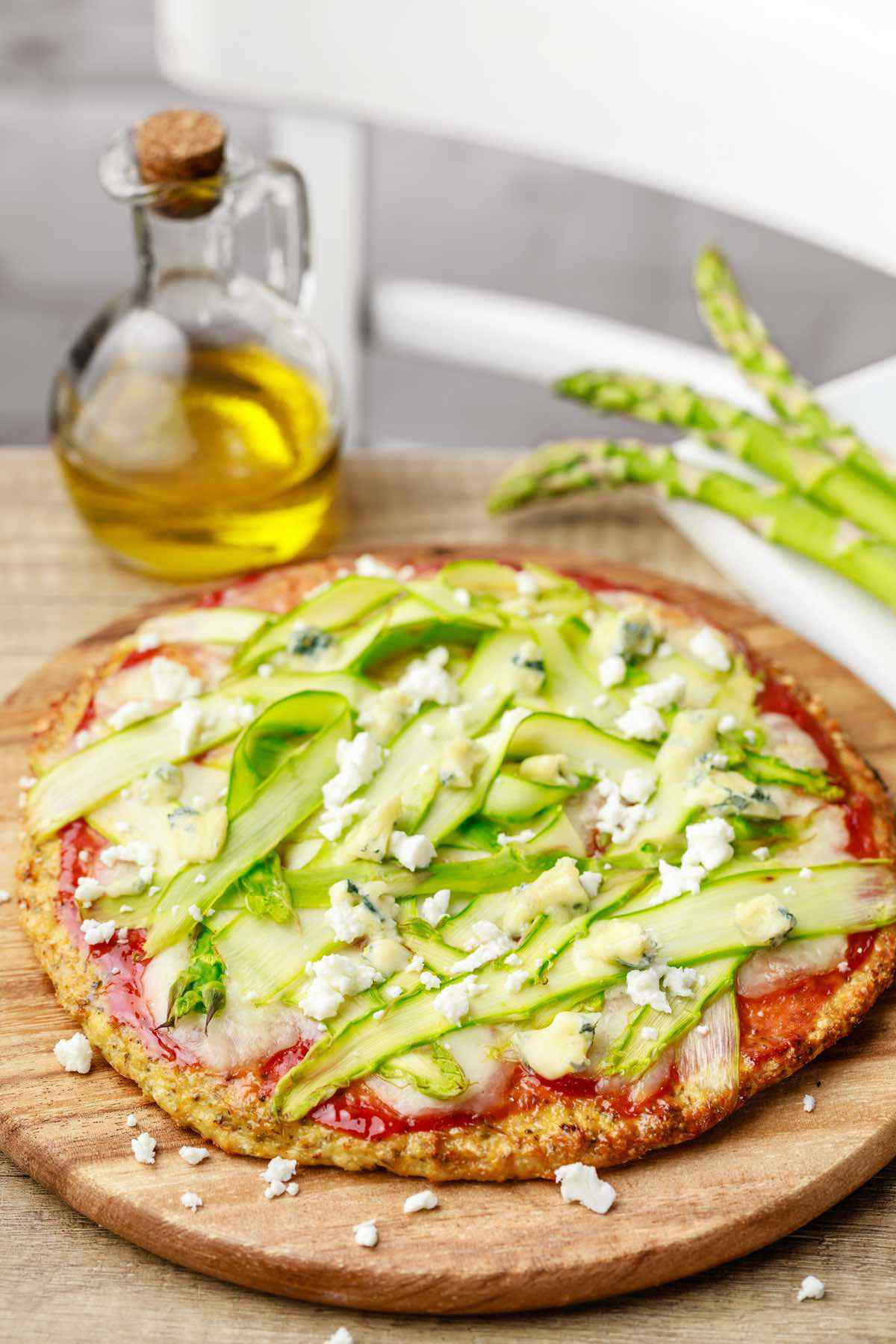 Keto Chicken Pizza
 Genius Keto Chicken Pizza Crust This is So Good Keto Pots