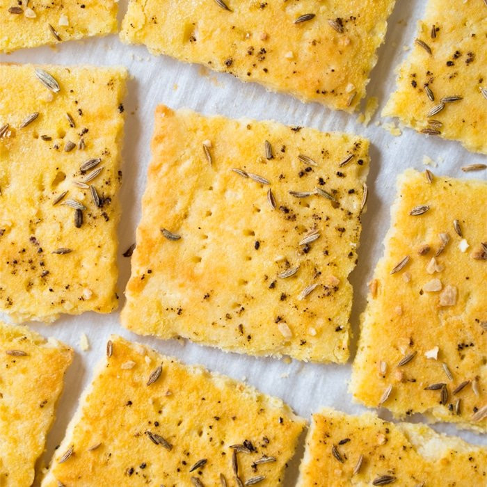 Keto Crackers Recipe
 Gluten Free & Keto Cheddar Cheese Crackers 🧀 Nice N Crisp