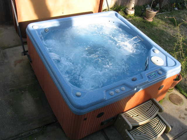 Keys Backyard Hot Tub
 Spa Hydrotherapy 6 Man Spa Used Keys Backyard Kbsb4315