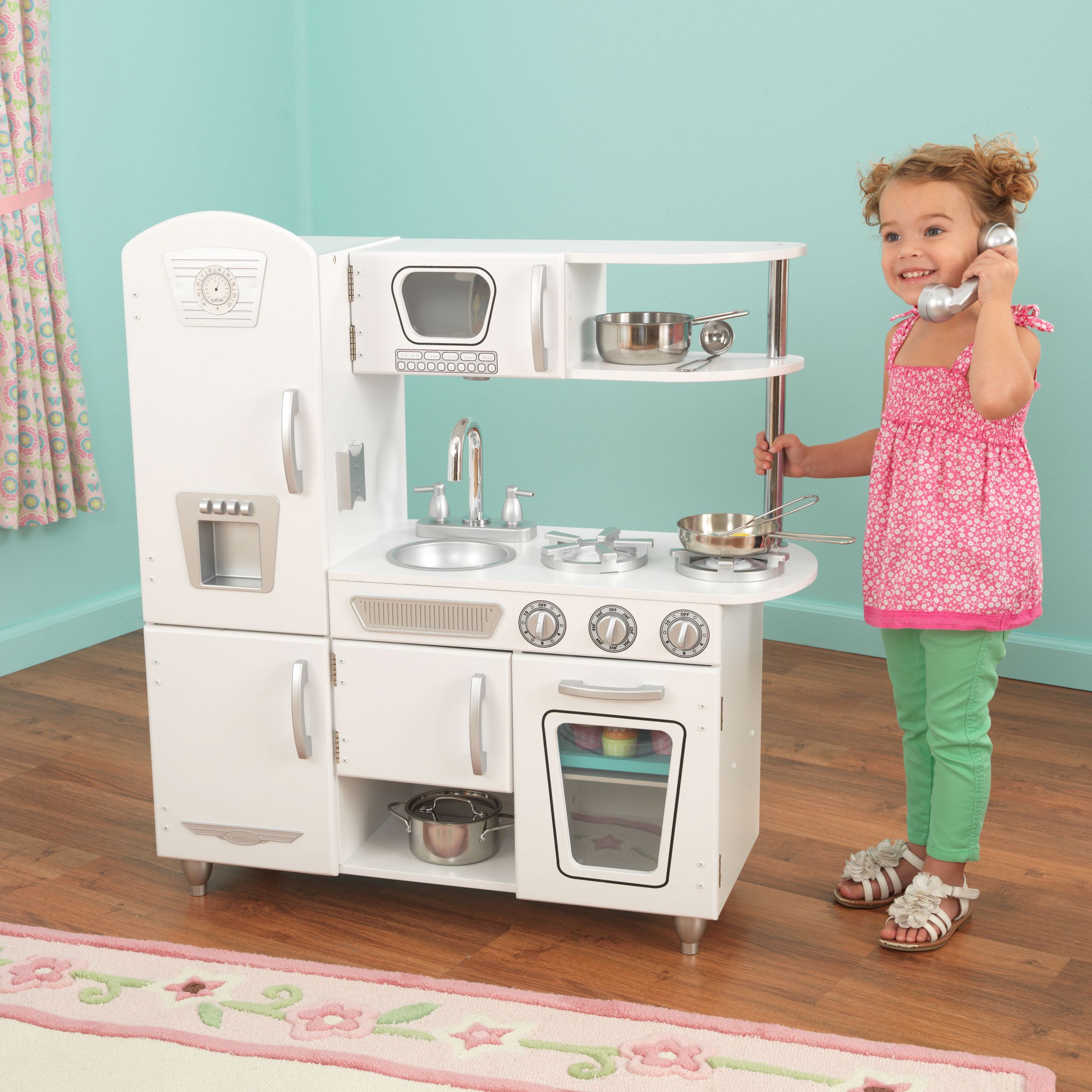 Kidkraft Retro Kitchen White
 KidKraft White Vintage Uptown Retro Kitchen Playset For