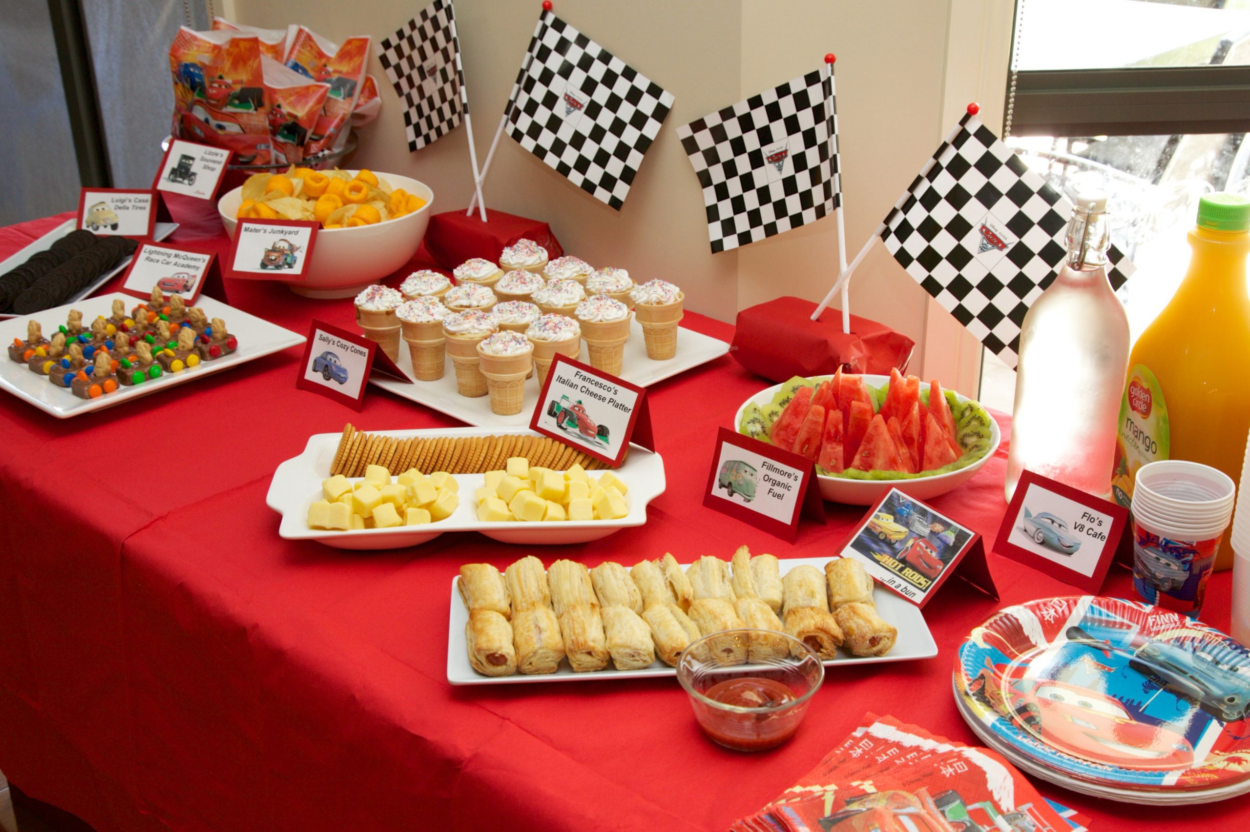 Kids Bday Party Snacks
 How to throw a BIG kids birthday party on a small bud