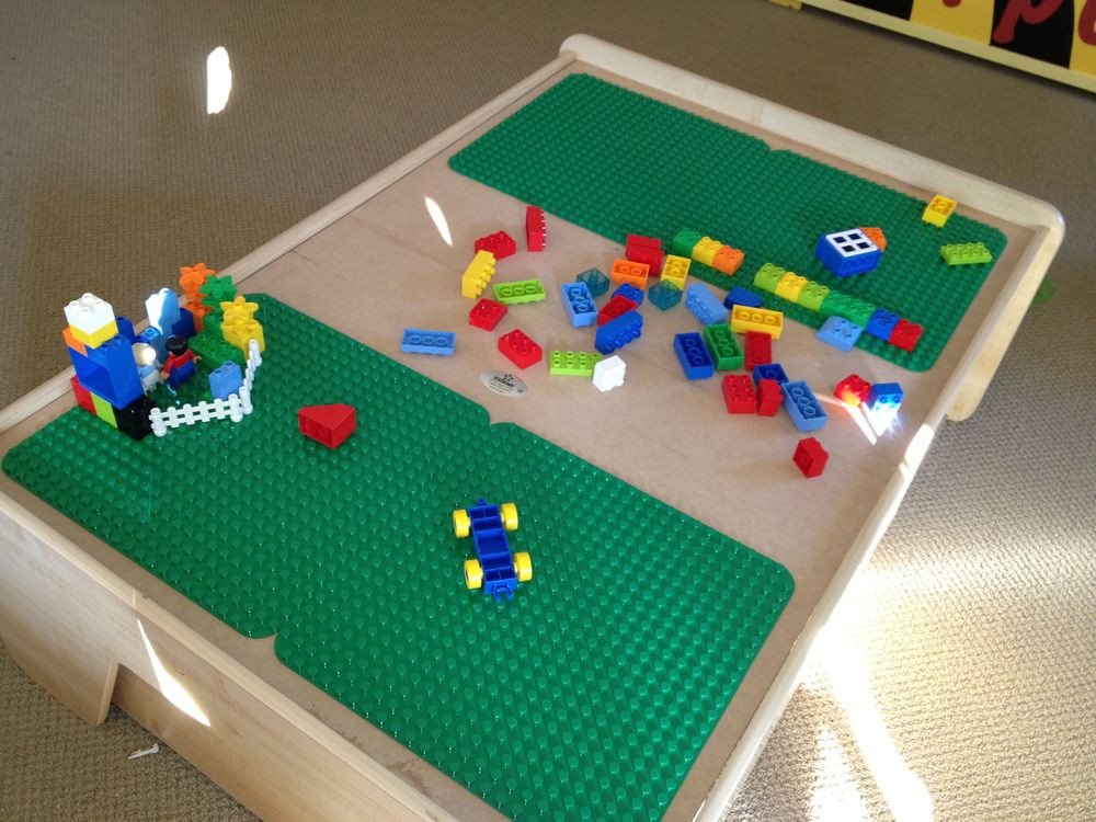 Kids Lego Table
 DIY Lego Table