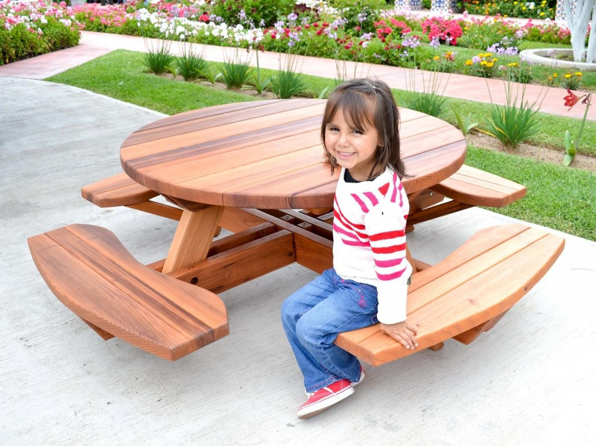 Kids Outside Table
 Kid Size Round Wood Picnic Table Kit