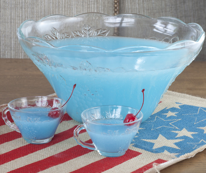 Kids Party Punch
 Blue Piña Colada Party Punch