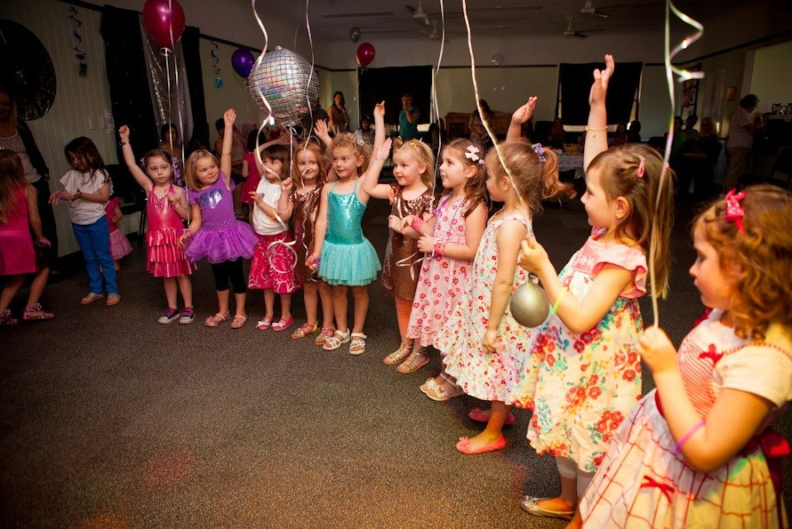 Kids Party Services
 Kids Parties & Disco Entertainment