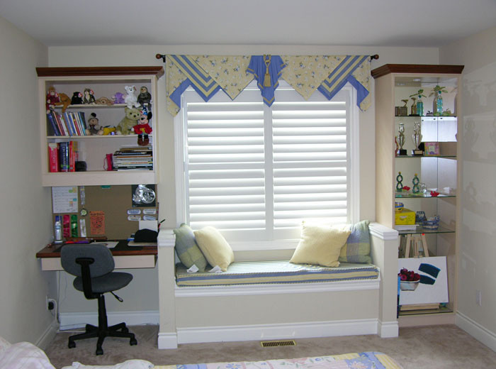 Kids Room Bench
 Custom Cabinet Ideas that Increase the Value of Your Home