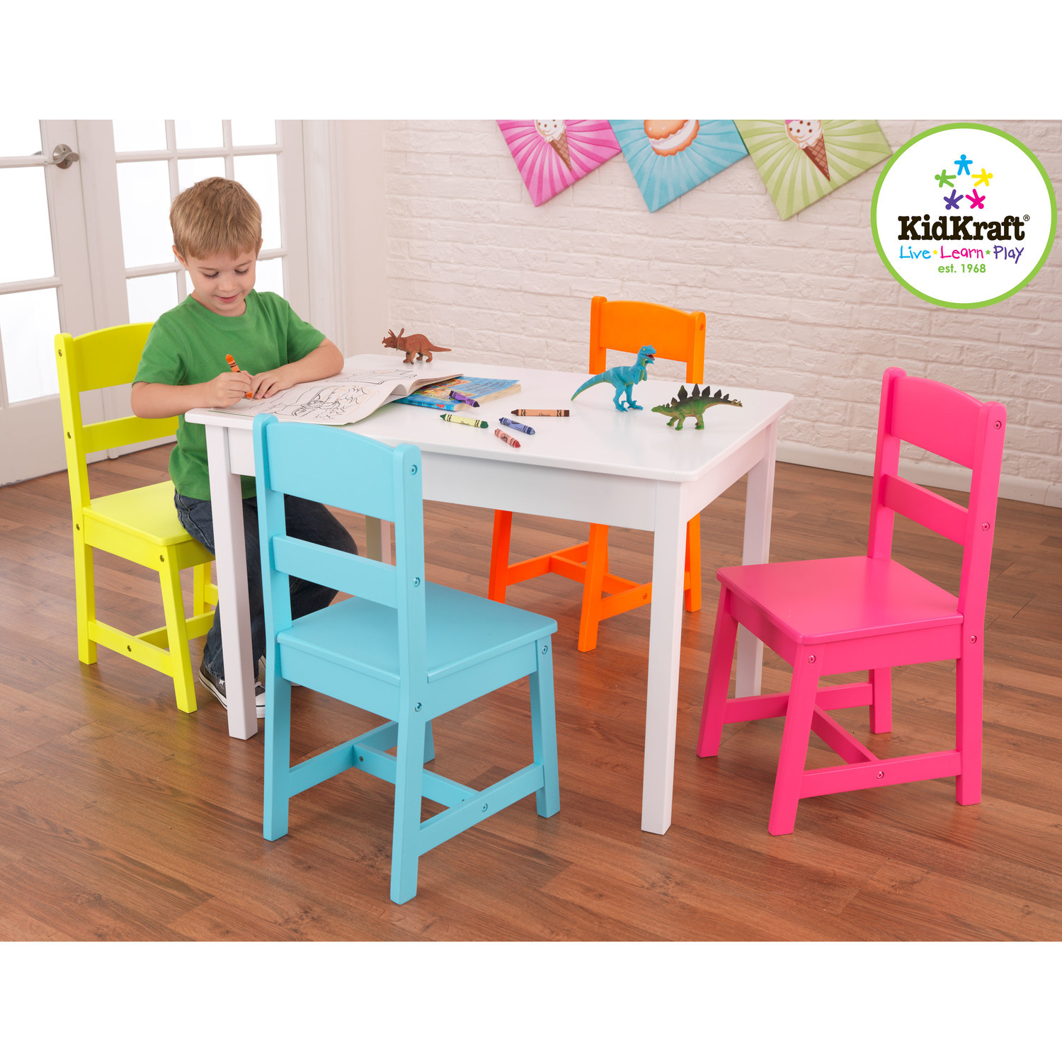 Kids Table And Chairs Walmart
 Simple and Minimalist Table and Chair for Toddlers – HomesFeed