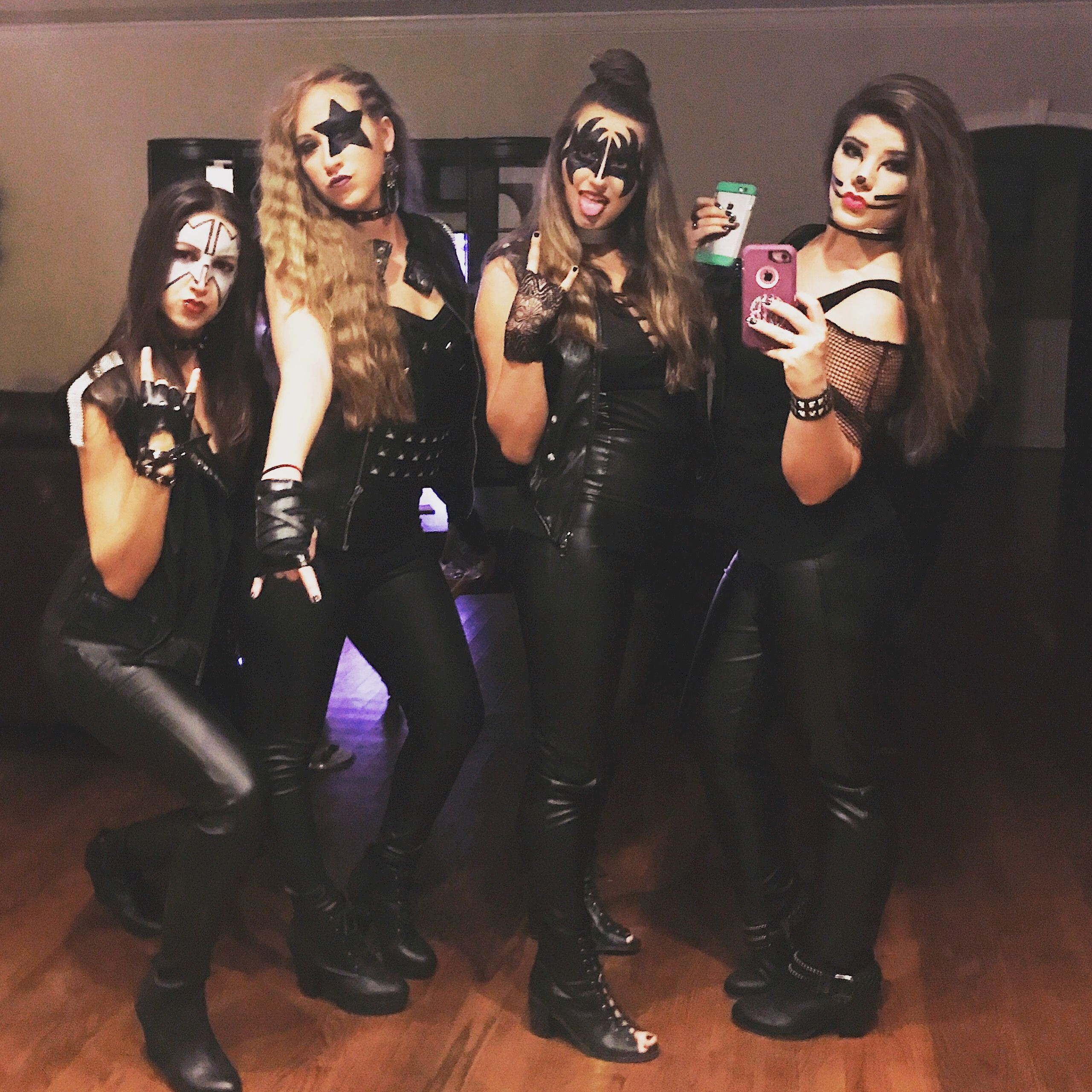 Kiss Costumes DIY
 Women s kiss costume Halloweenie Pinterest