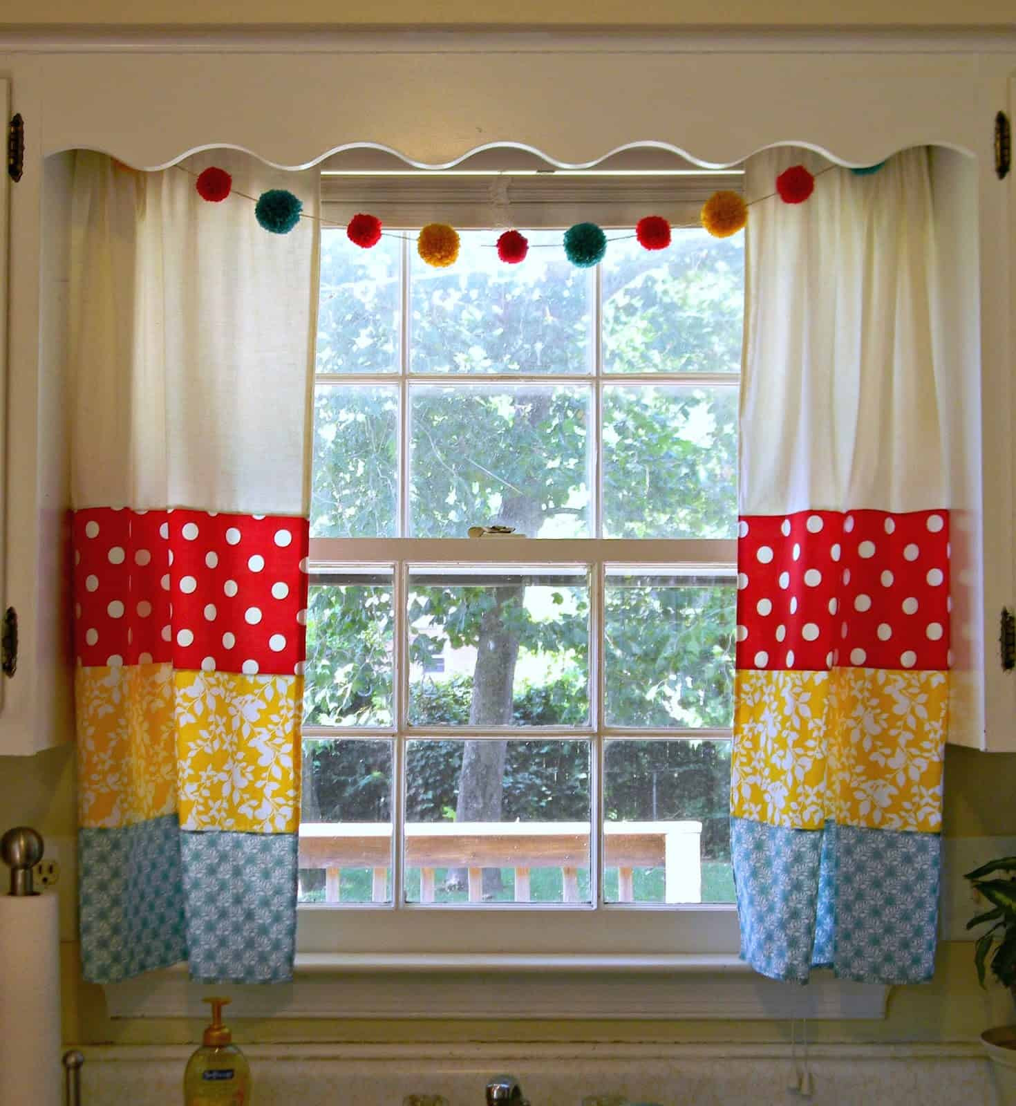 Kitchen Curtains Images
 Selection of Kitchen Curtains for Modern Home Decoration