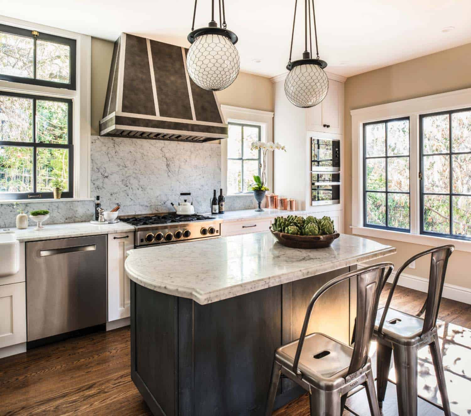 Kitchen Marble Counters
 25 Breathtaking Carrara Marble Kitchens for your Inspiration