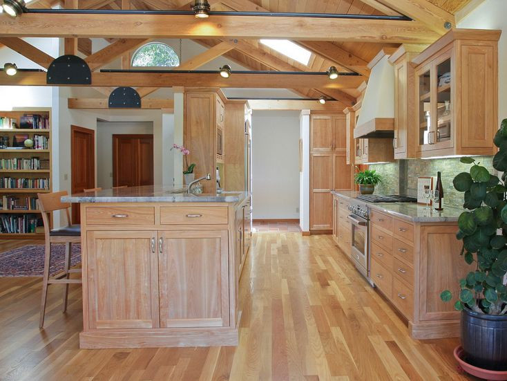 Kitchen Remodels With Oak Cabinets
 How To Design A Kitchen With Oak Cabinetry