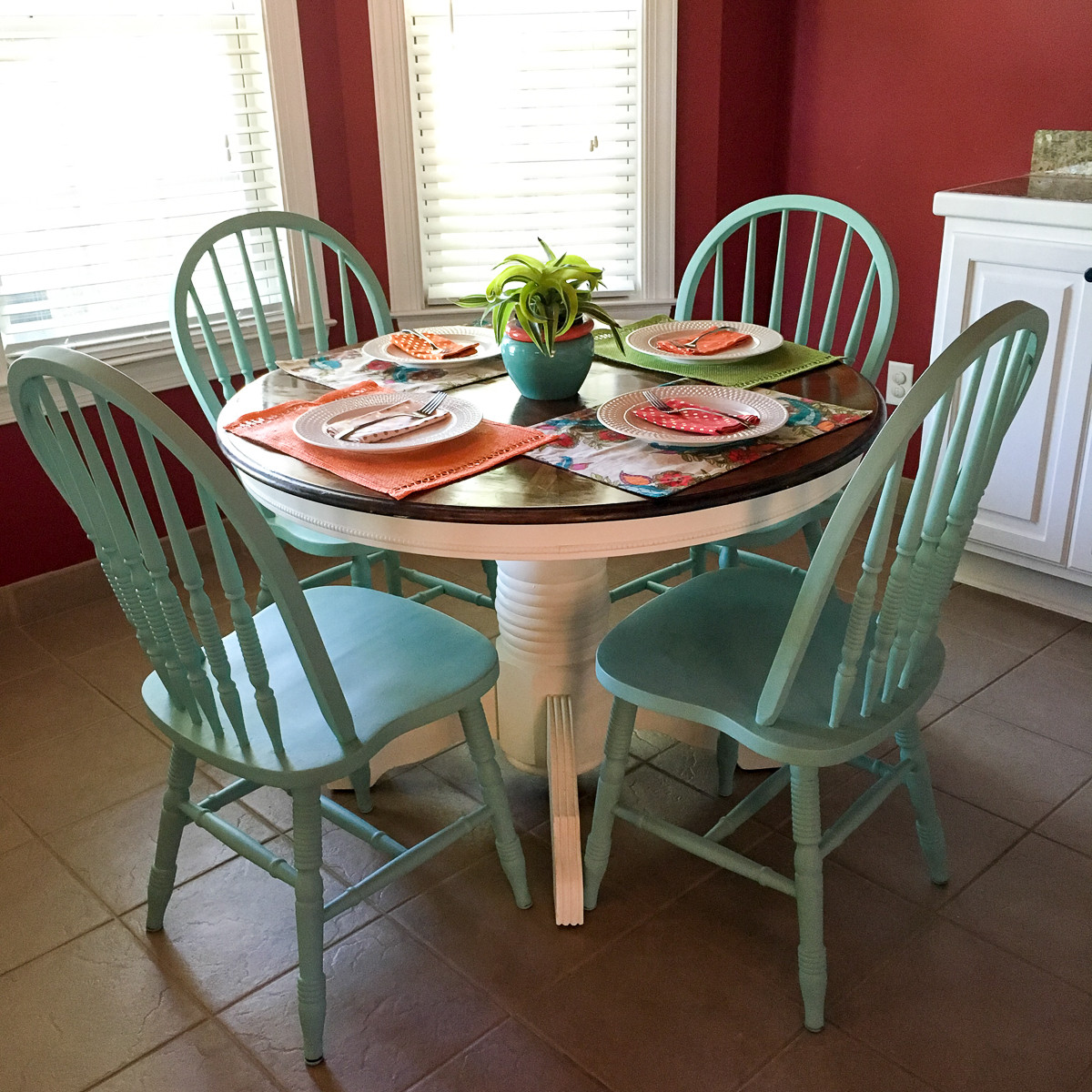Kitchen Table White
 Turquoise and White Kitchen Table Round Table The