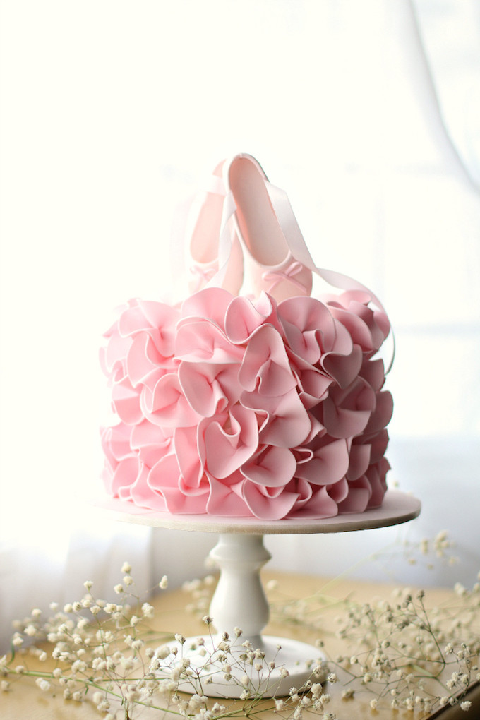Ladies Birthday Cakes
 25 Best Girl Birthday Cakes • The Celebration Shoppe