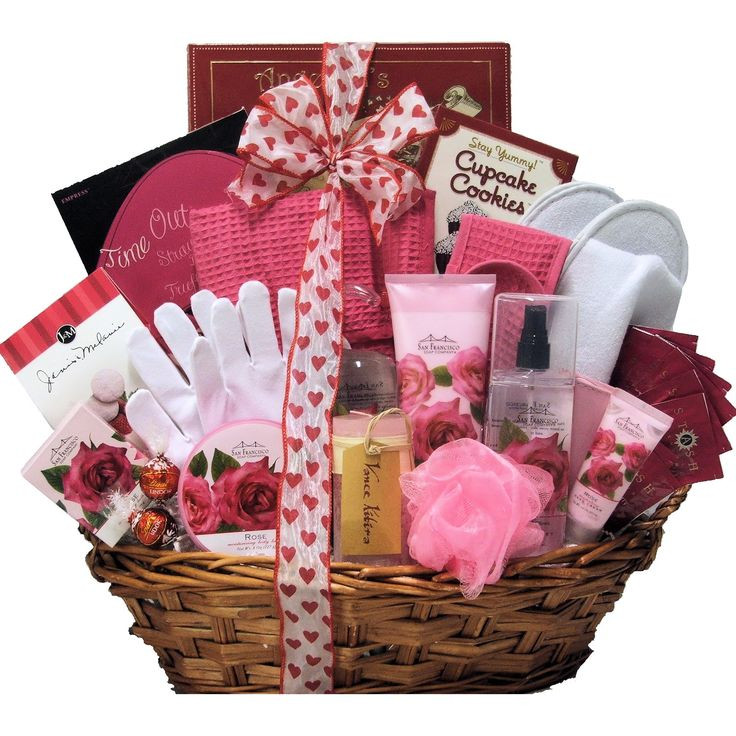 Ladies Gift Basket Ideas
 Best 25 Gift baskets for women ideas on Pinterest