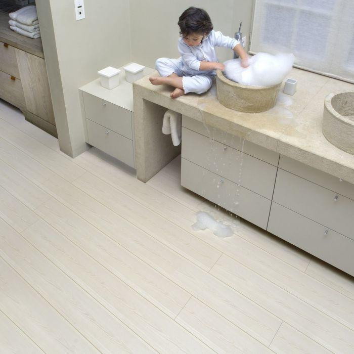 Laminate Flooring Kitchen Waterproof
 Waterproof Laminate Flooring for Kitchens & Bathrooms