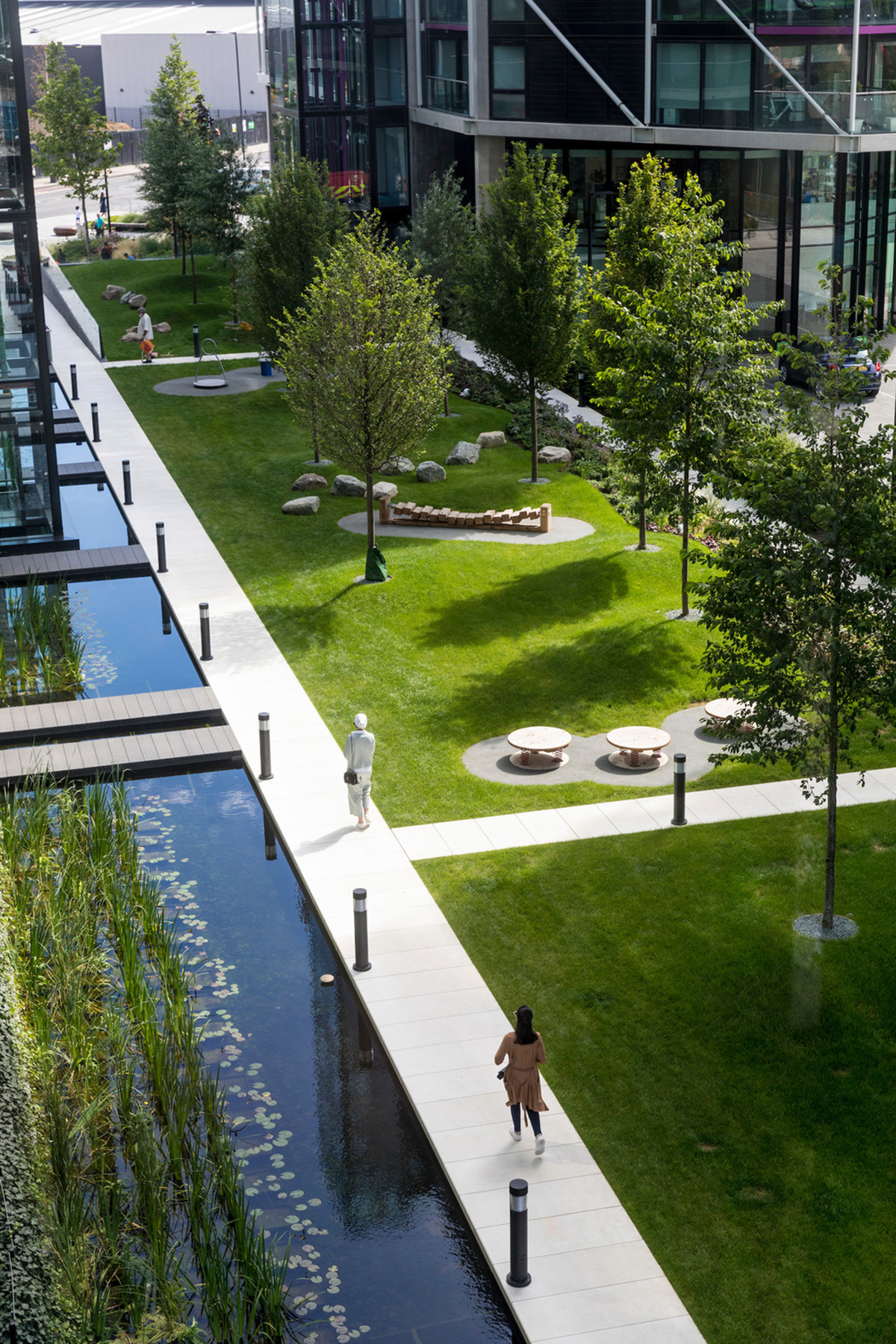 Landscape Architecture Design
 Riverlight London UK
