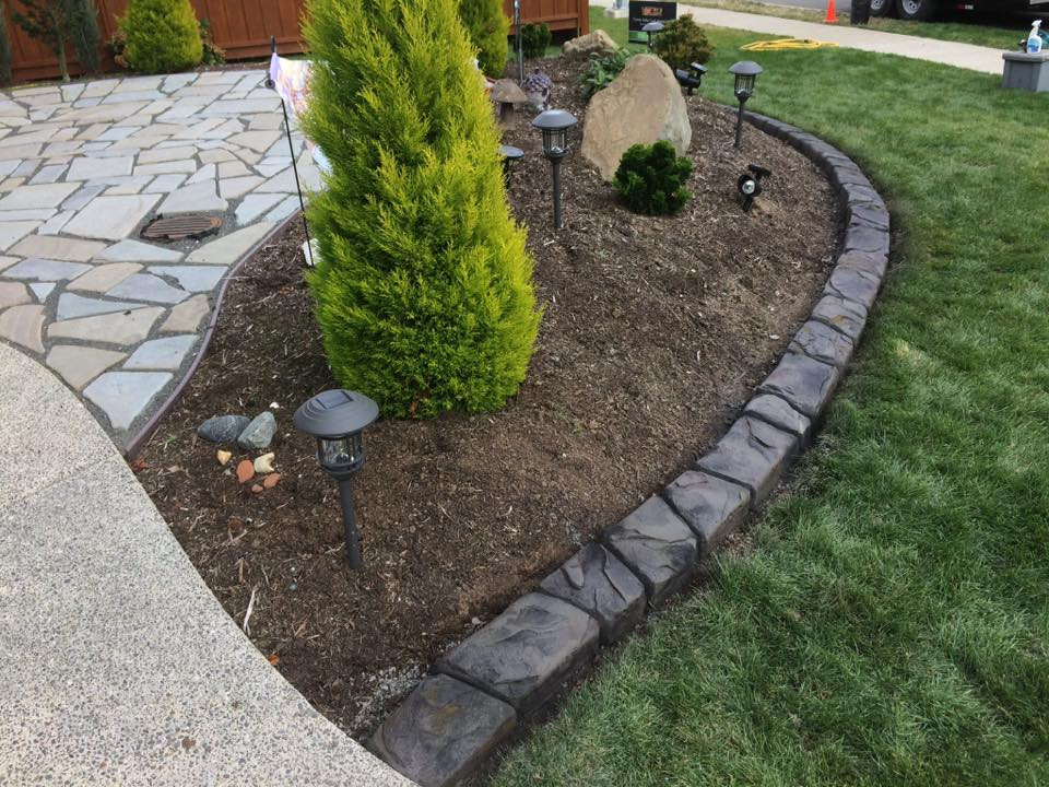 Landscape Edging Border
 Decorative Concrete Lawn Edging Brilliant Borders