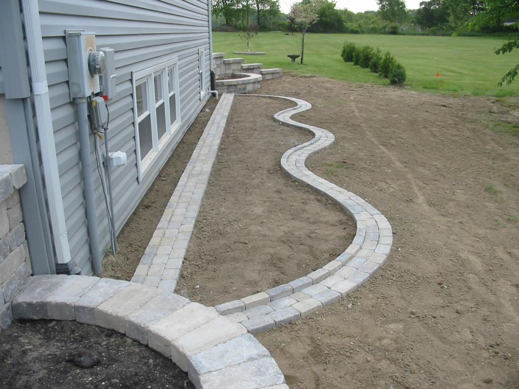 Landscape Edging Pavers
 How to Install Paver Edging