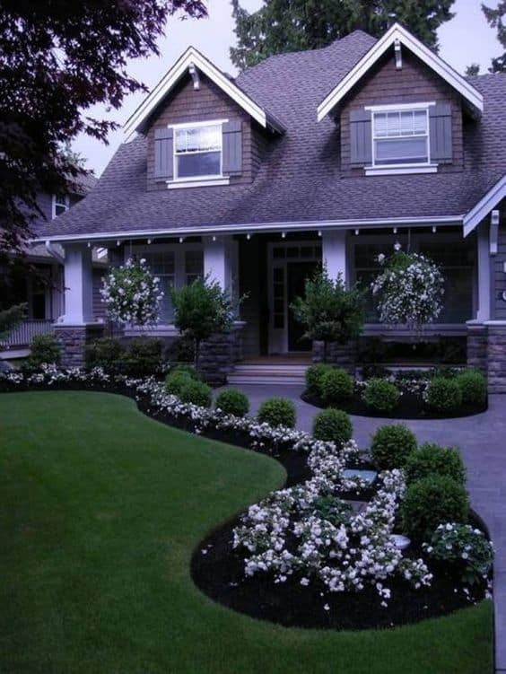 Landscape For Small Front Yards
 17 Small Front Yard Landscaping Ideas To Define Your Curb