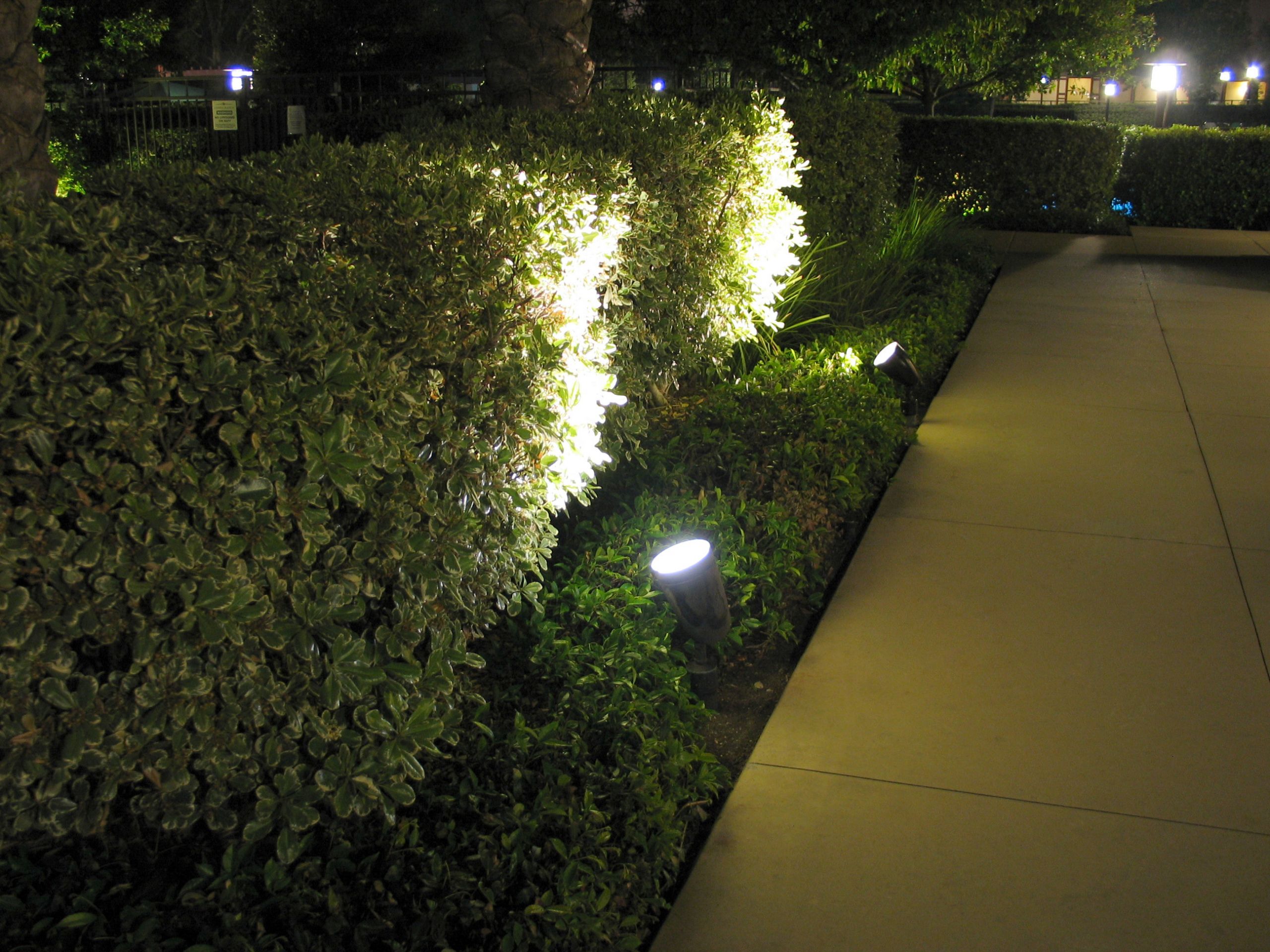 Landscape Lighting Led
 OUTSIDE WALKWAY LED CORNER LIGHT