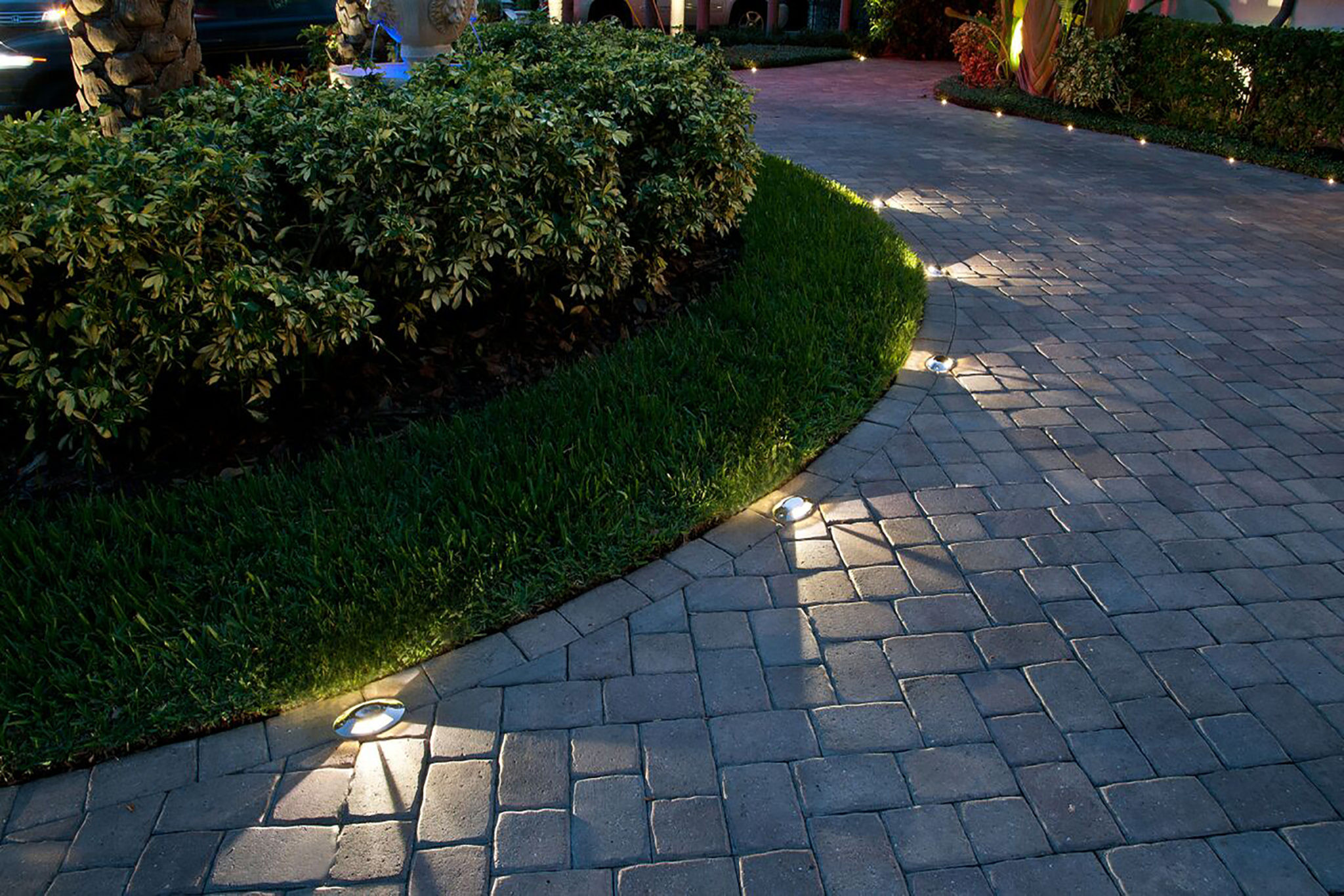 Landscape Path Lighting
 Landscape Lighting Design & Installation St Louis