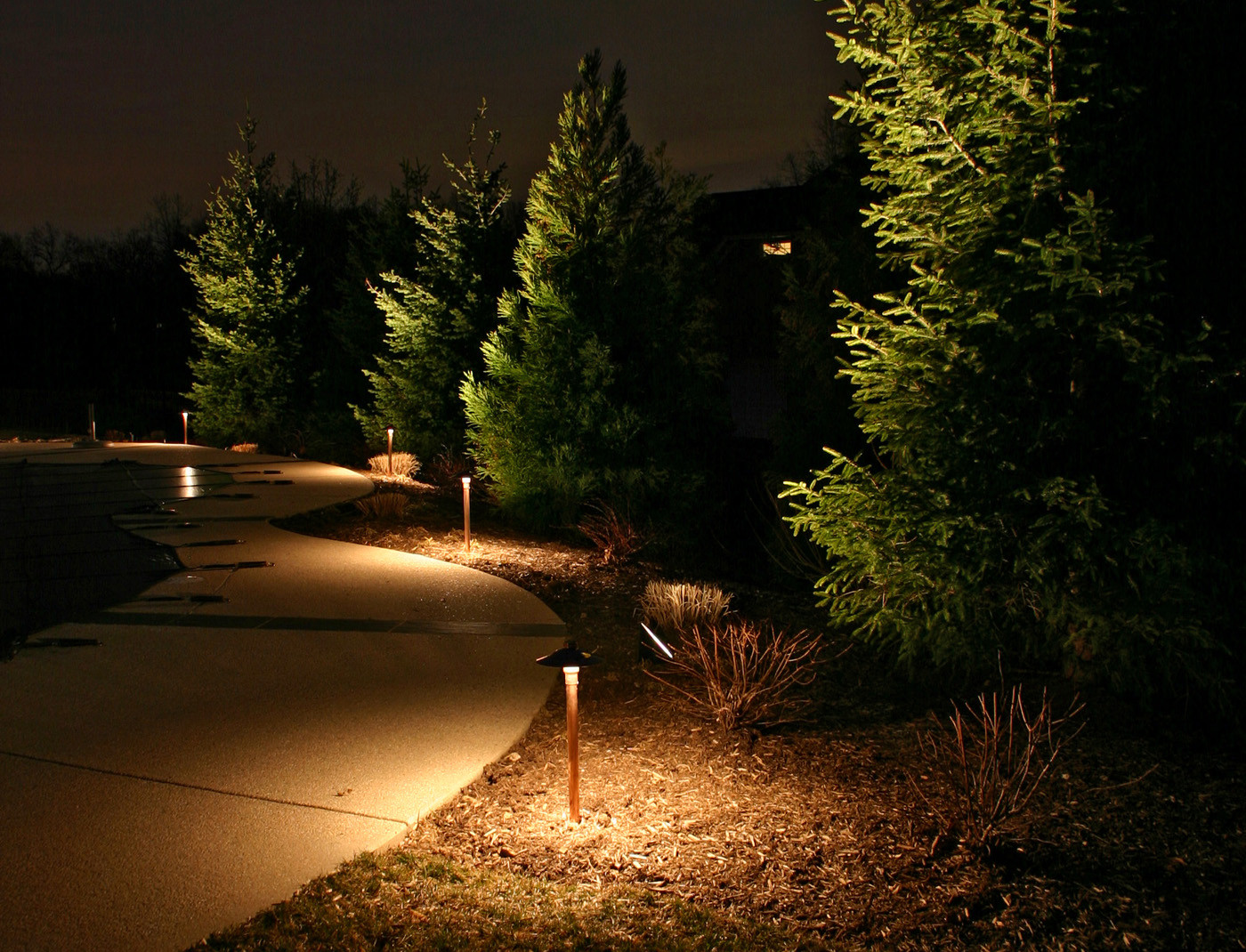 Landscape Path Lighting
 How to Make Minneapolis LED Landscape Lighting an Integral