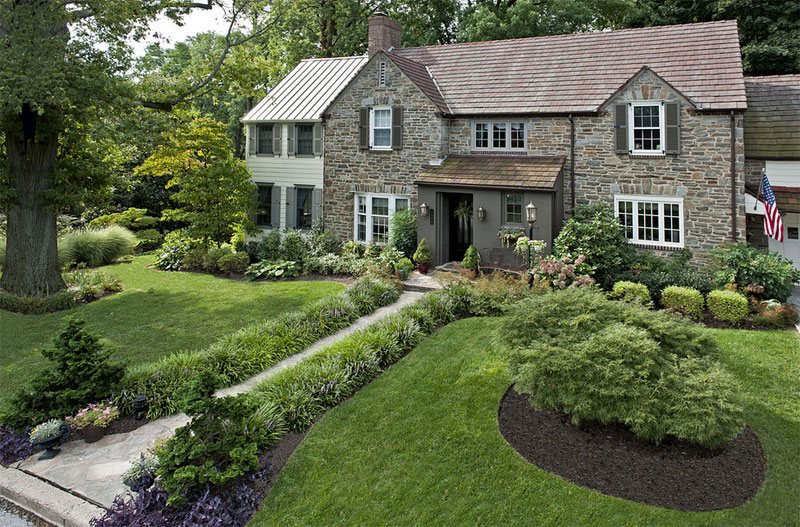 Landscape Pictures Front House
 23 Landscape Ideas to have a Good Appeal for Front Yard