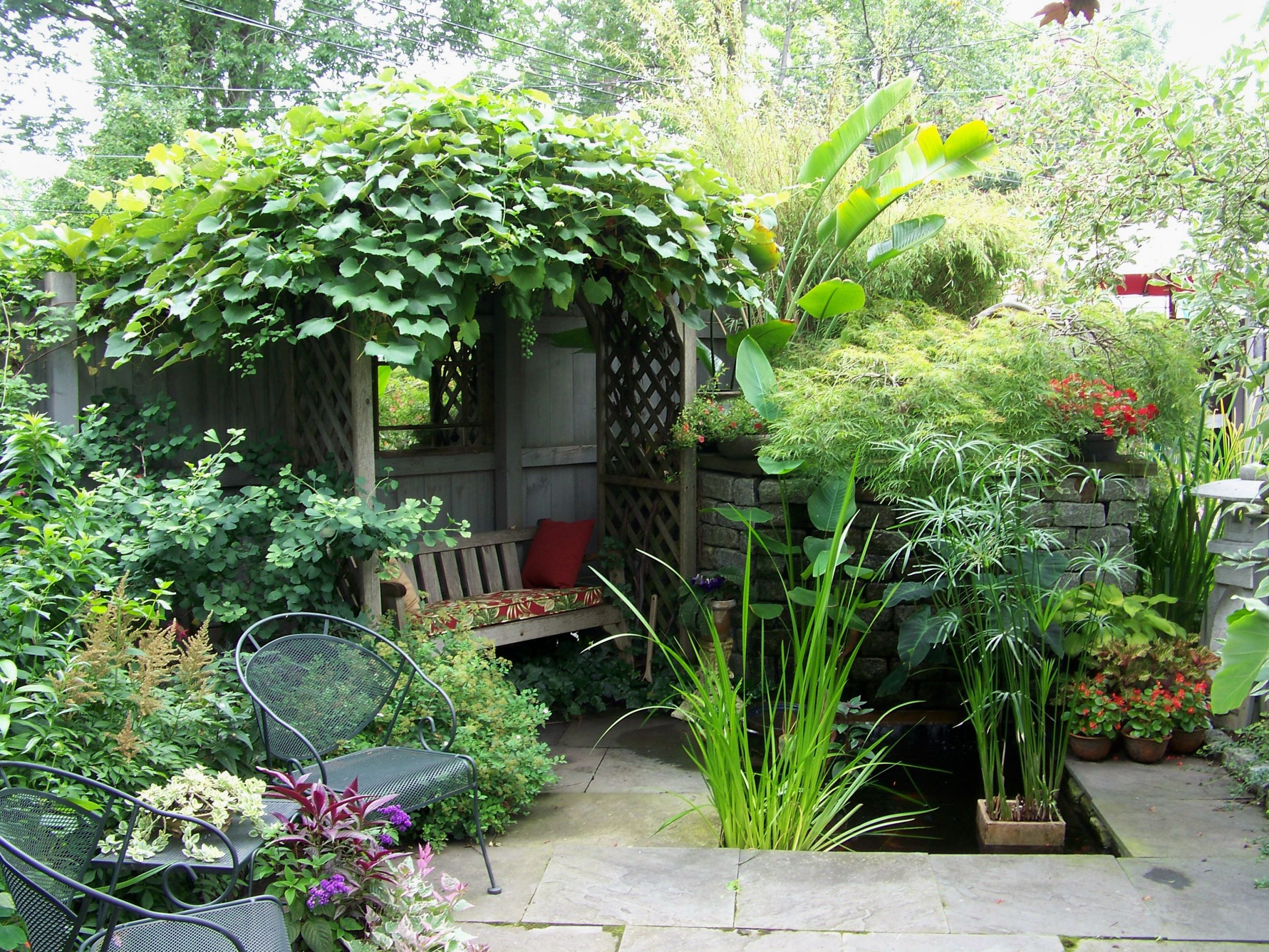 Landscaping A Small Backyard
 5 Amazing Small Yard Garden Ideas NLC Loans