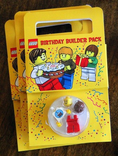 Lego Birthday Party Kit
 Amazon LEGO Set Birthday Party Kit Materials