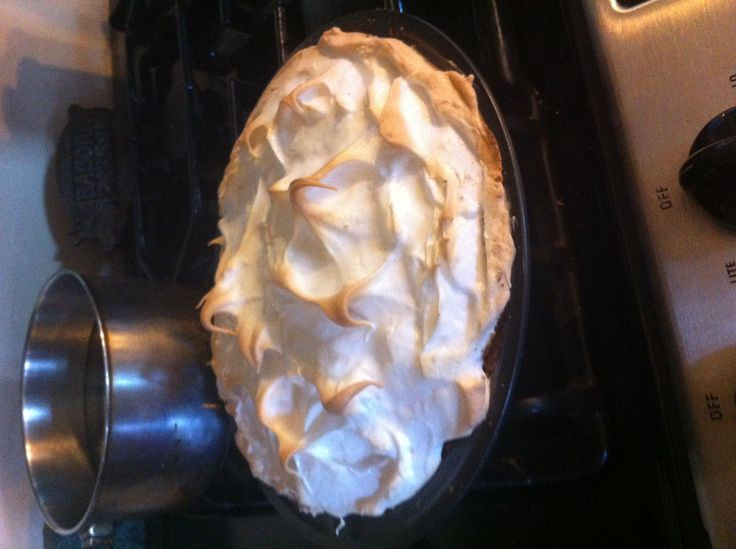 Lemon Meringue Pie Pioneer Woman
 My first Lemon Meringue pie Special thanks to Paula Deen