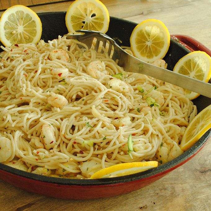 Lemon Pasta With Shrimp
 Easy to Make Lemon Garlic Pasta with Shrimp for anytime or