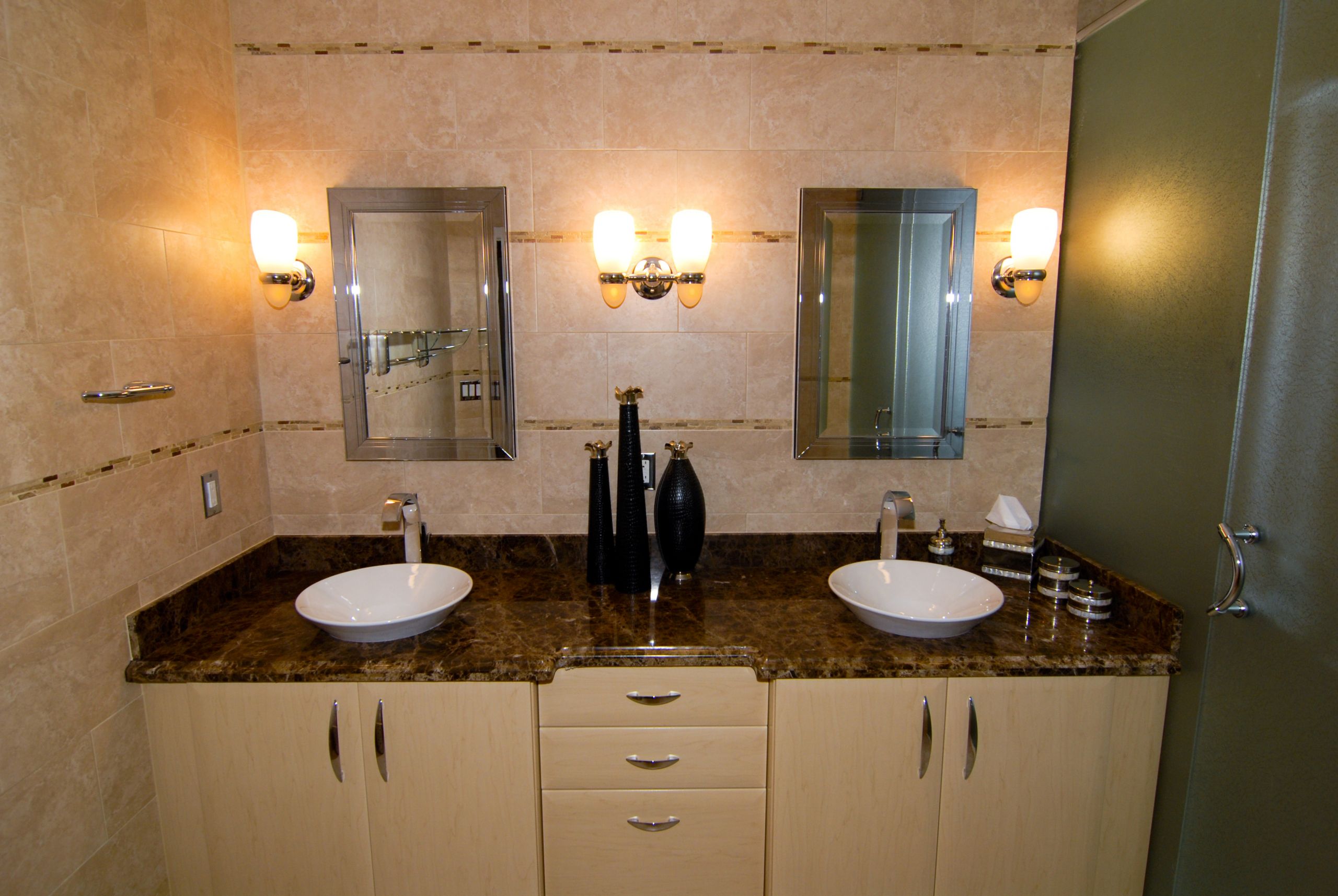 Light Fixtures Bathroom Vanity
 Choosing a bathroom lighting fixture